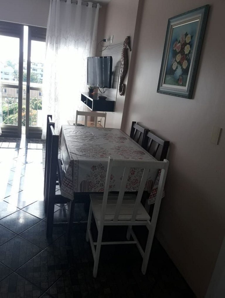 Apartamento Beira Mar - Praia de Canasvieiras - SC - Diárias