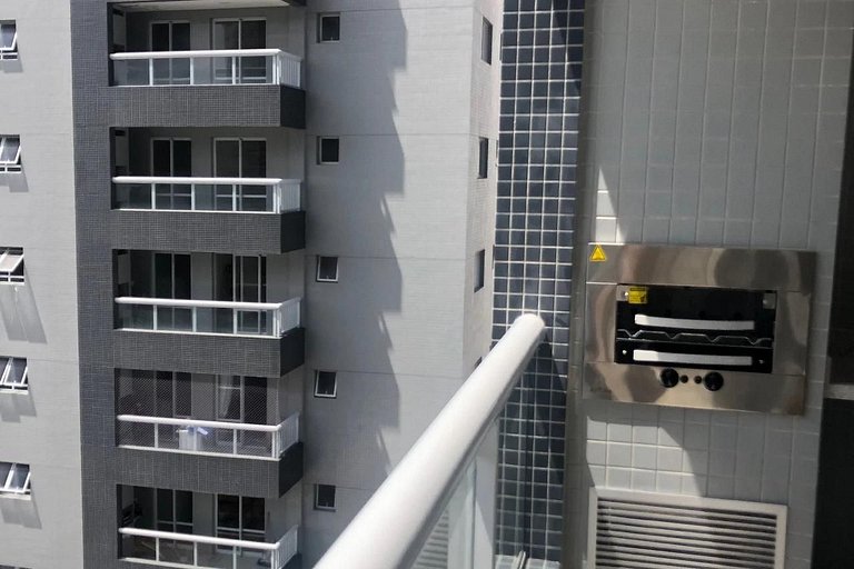 Apartamento no Boqueirão, Perto da Praia com Piscina - Santo