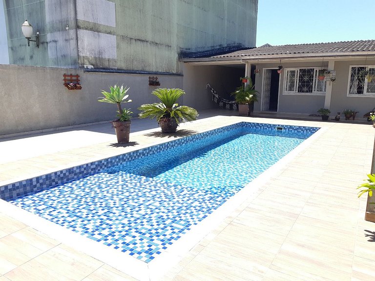 Casa com Piscina - Guaratuba - PR- Diárias a partir 69,90 po