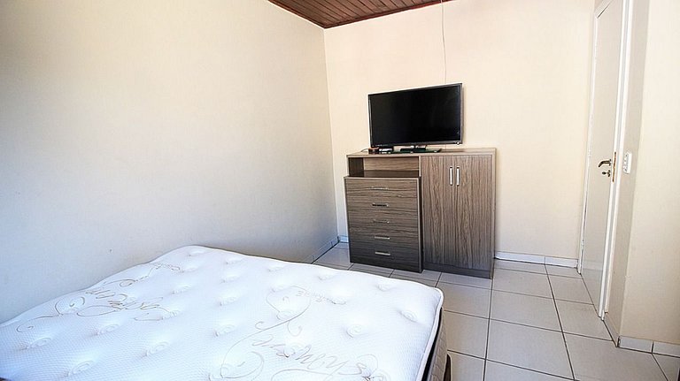 Casa com Piscina - Guaratuba - PR- Diárias a partir 69,90 po