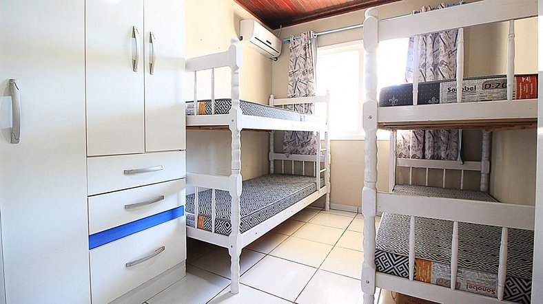 Casa com Piscina - Guaratuba - PR- Diárias a partir 69,90 po