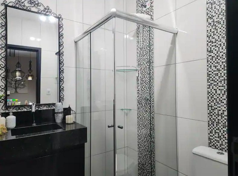 Casa de Luxo com Jacuzzi - Matinhos - PR