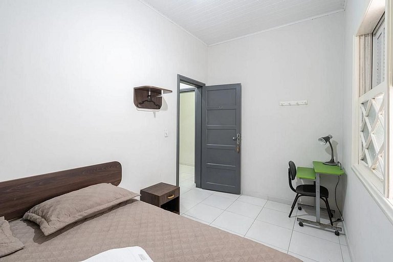 Casa Espaçosa 04 dormitórios - Diárias a partir de R$ 54,90